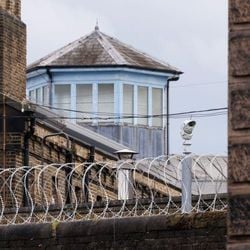 Um programa piloto voluntário já está em andamento — e prestes a ser ampliado para 20 prisões britânicas.