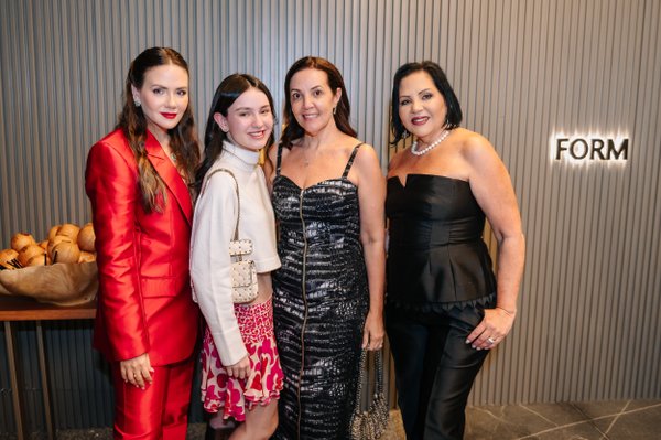 Danielle Coutinho, Rafaela e Lilian Rabinovitch e Marluci Eiras