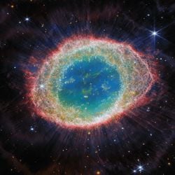 Cientistas estão analisando os cheiros do espaço — desde os vizinhos mais próximos da Terra até planetas a centenas de anos-luz de distância — para aprender sobre a composição do Universo.