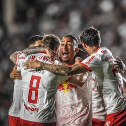Guilherme Lopes e Isidro Pitta construíram o placar para o Bragantino