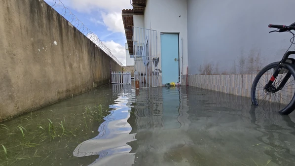 Segundo a Prefeitura mateense, choveu 68 mm em apenas duas horas, na madrugada deste domingo (1°)