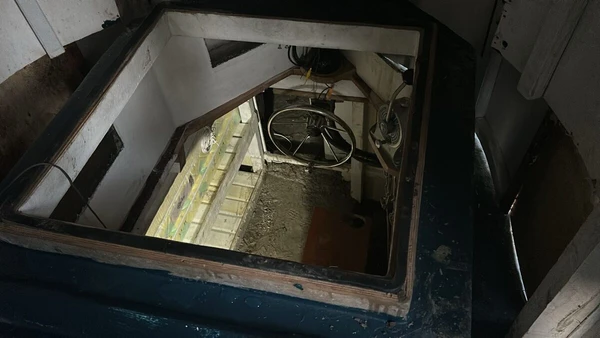 Embarcação semissubmersível apreendida em ação da PF com FAB e Marinha, na Ilha do Marajó (PA)