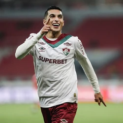 Kevin Serna e Paulo Baya fazem os gols da vitória na última partida antes da Copa do Mundo de Clube da Fifa
