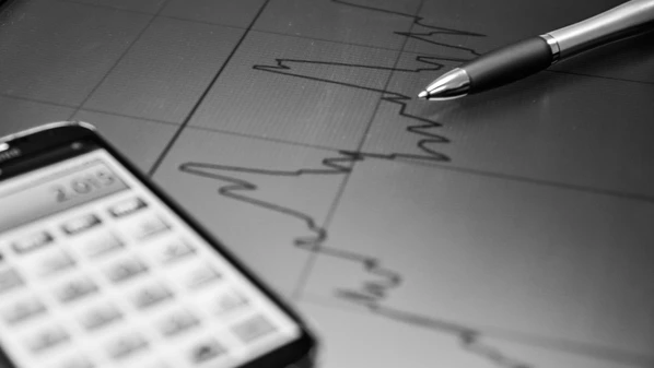 Trata-se basicamente de aplicar eficiência ao gasto público. No país, é preciso interromper esse ciclo sem fim de demonização da busca pelo equilíbrio fiscal