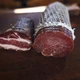 Antigos equipamentos utilizados para moer e pesar carnes no Sítio Lorenção