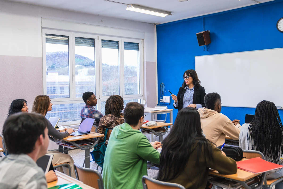 Escolas de ensino médio estão no Recall de Marcas 2025