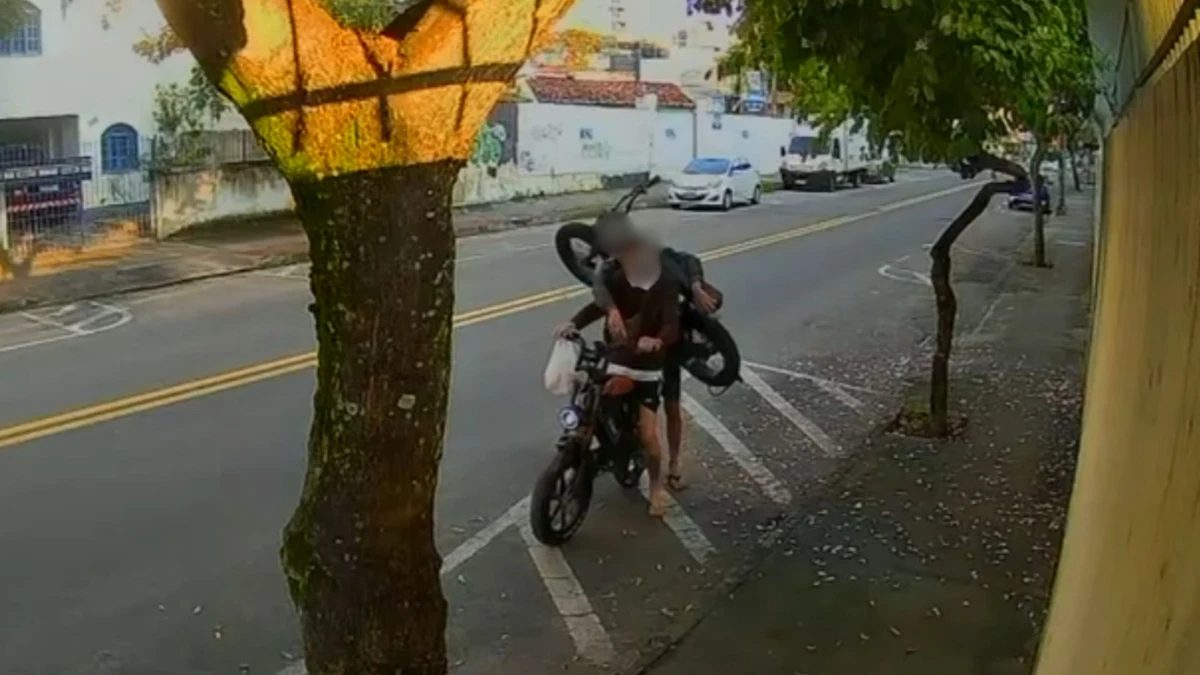 Suspeitos de furtar bikes elétricas em Jardim Camburi, Vitória