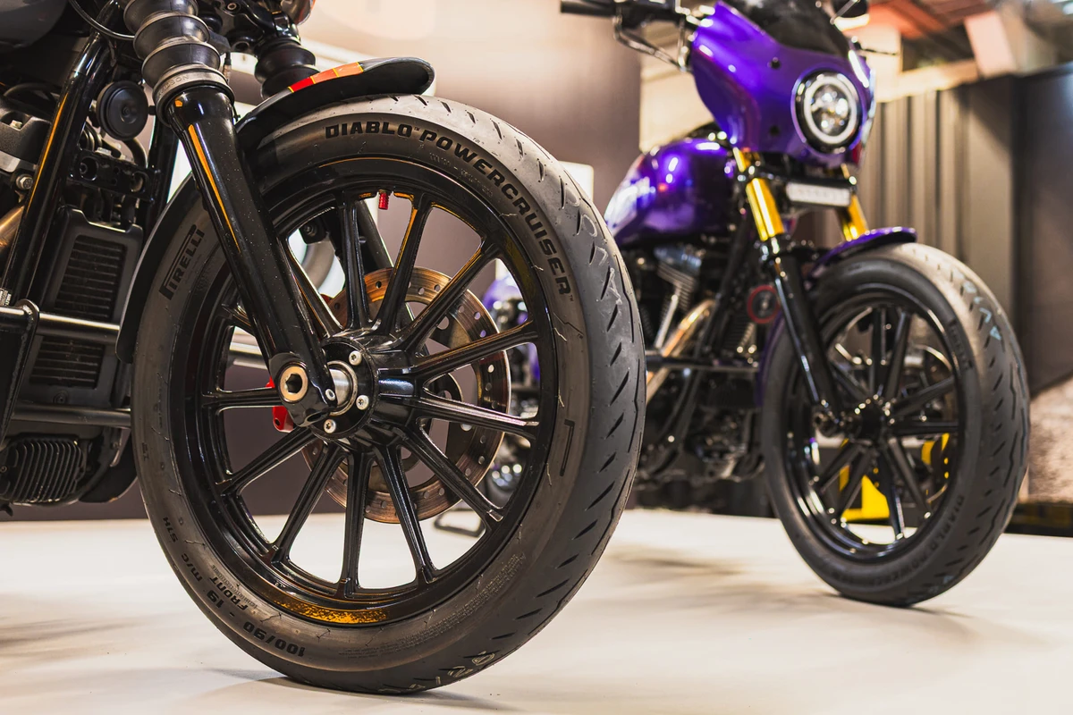  pneus Pirelli Diablo Powercruiser