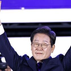 O candidato de oposição Lee Jae-myung foi eleito presidente da Coreia do Sul, em eleição marcada pela polarização e alto comparecimento às urnas, depois de seis meses de caos político causado pela tentativa de decretação de lei marcial pelo ex-presidente Yoon Suk-yeol.