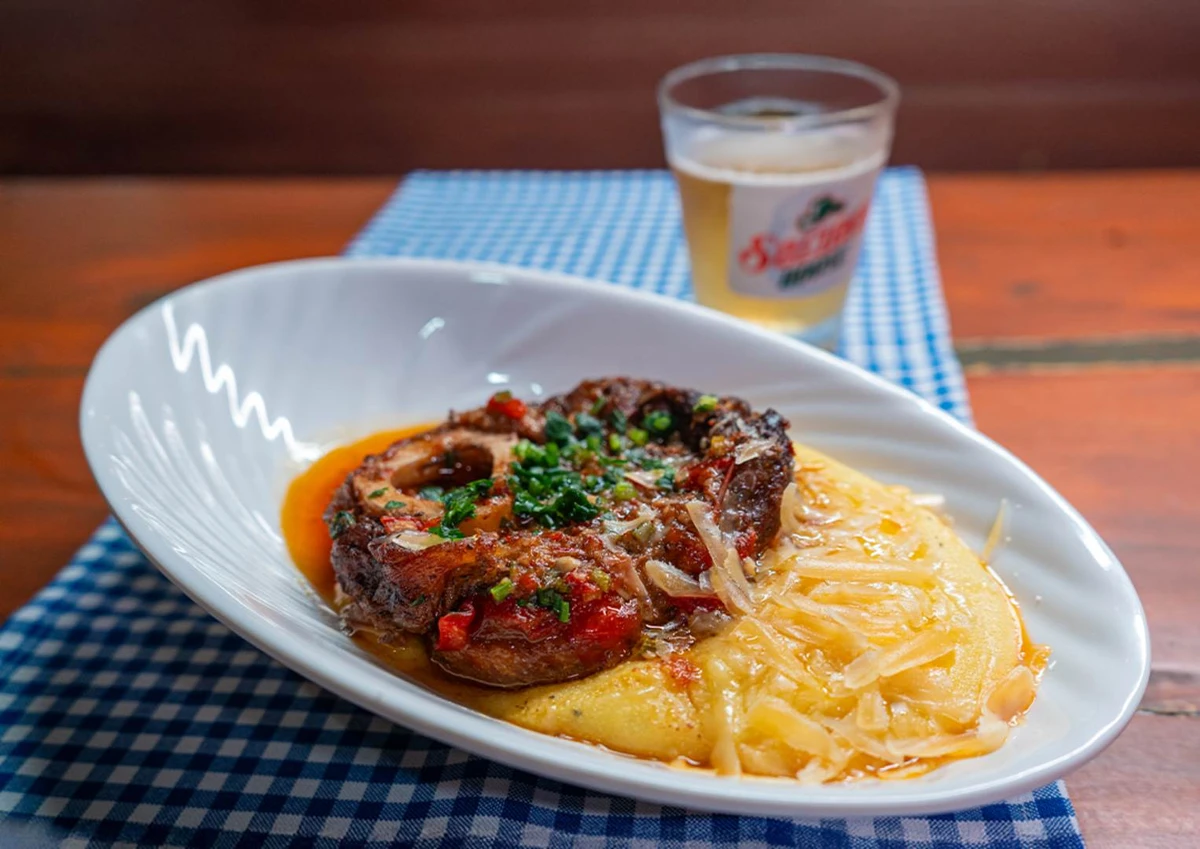 Ossobuco com polenta do Soeiro's House por Toim Pires