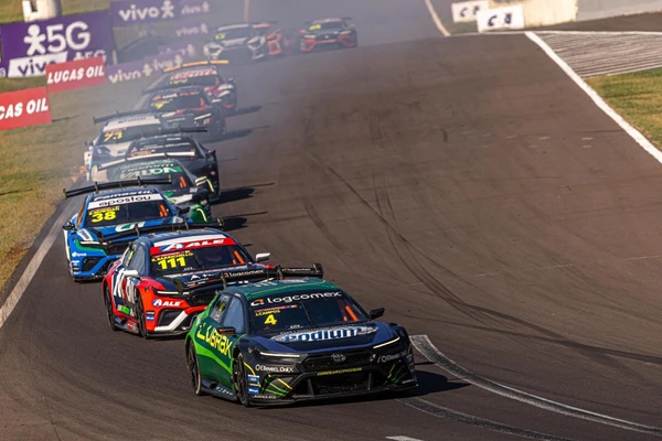 Stock Car é a principal categoria de automobilismo do país