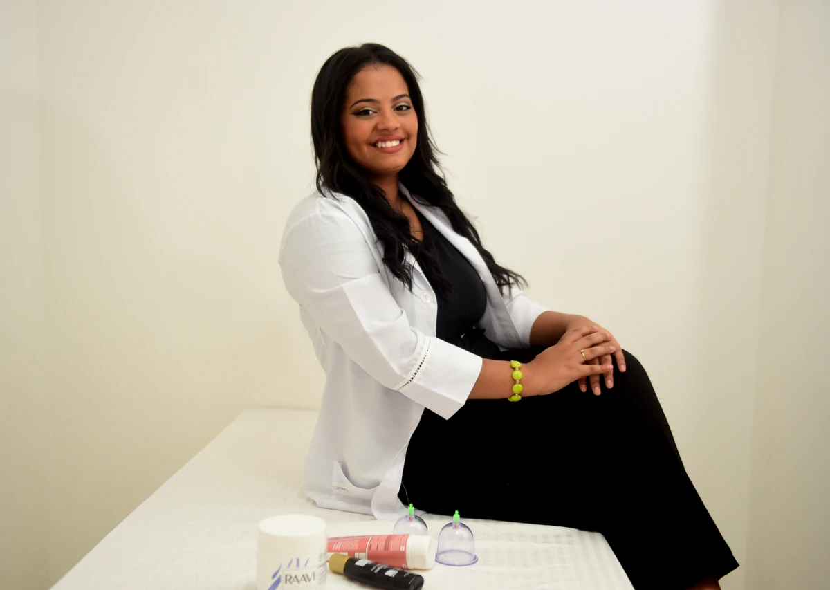  Camila de Jesus Sousa, massagista.