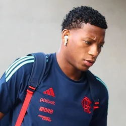 O Flamengo está próximo de conseguir zerar seu departamento médico para a disputa da Copa de Mundo de Clubes da Fifa