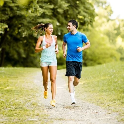 Imagem - Veja os benefícios da corrida para quem deseja emagrecer e ganhar massa muscular