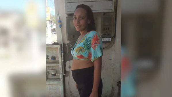 Família procura Ana Paula da Silva Dutra, de 28 anos, que está grávida de três meses; ela saiu de casa há mais de uma semana e não foi mais localizada