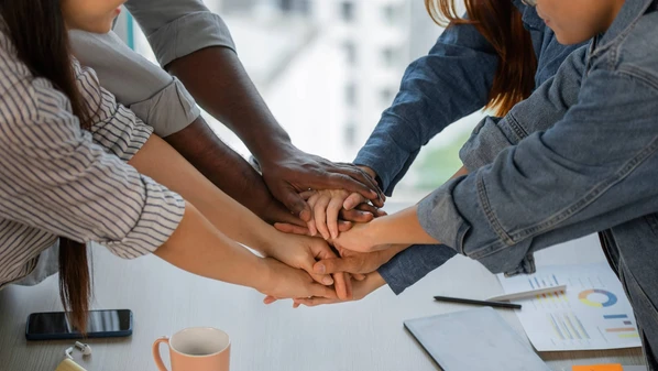 Cooperativismo vem sendo reconhecido como uma alternativa sólida para promover crescimento da economia com inclusão social