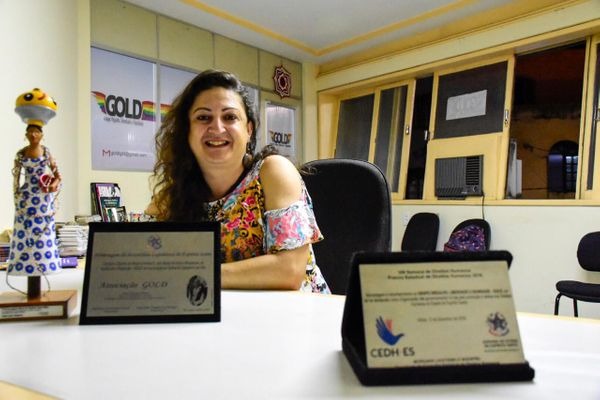 Deborah Sabará, Coordenadora da Associação Grupo Orgulho, Liberdade e Dignidade – GOLD