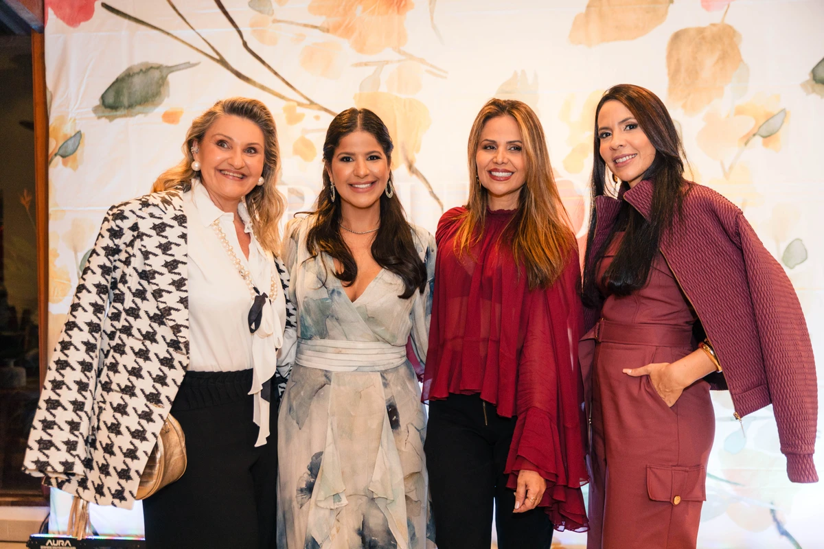 Marcela Pagani, Samanta Dalla, Viviane Anselmé  e Karol Amorim