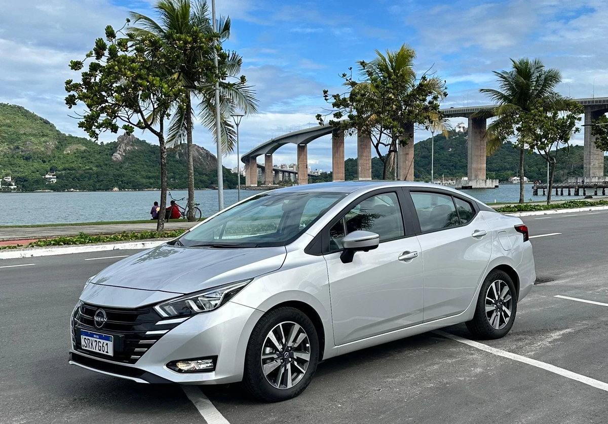 Nissan Versa Advance 2025