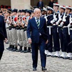 Brasileiro pediu que francês "abra o coração" para a aprovação do pacto. Macron, por sua vez, voltou a rejeitar texto como está.