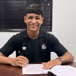 Goleiro capixaba tem passagens por Seleção Brasileira de base e quer repetir tradição do clube no gol