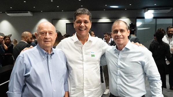 O Grupo Lider inaugurou, nesta quarta-feira (dia 4), a concessionária GAC Lider Vitória seguindo a demanda global por inovação e sustentabilidade no setor automotivo com foco em veículos eletrificados, conectividade e carros inteligentes.