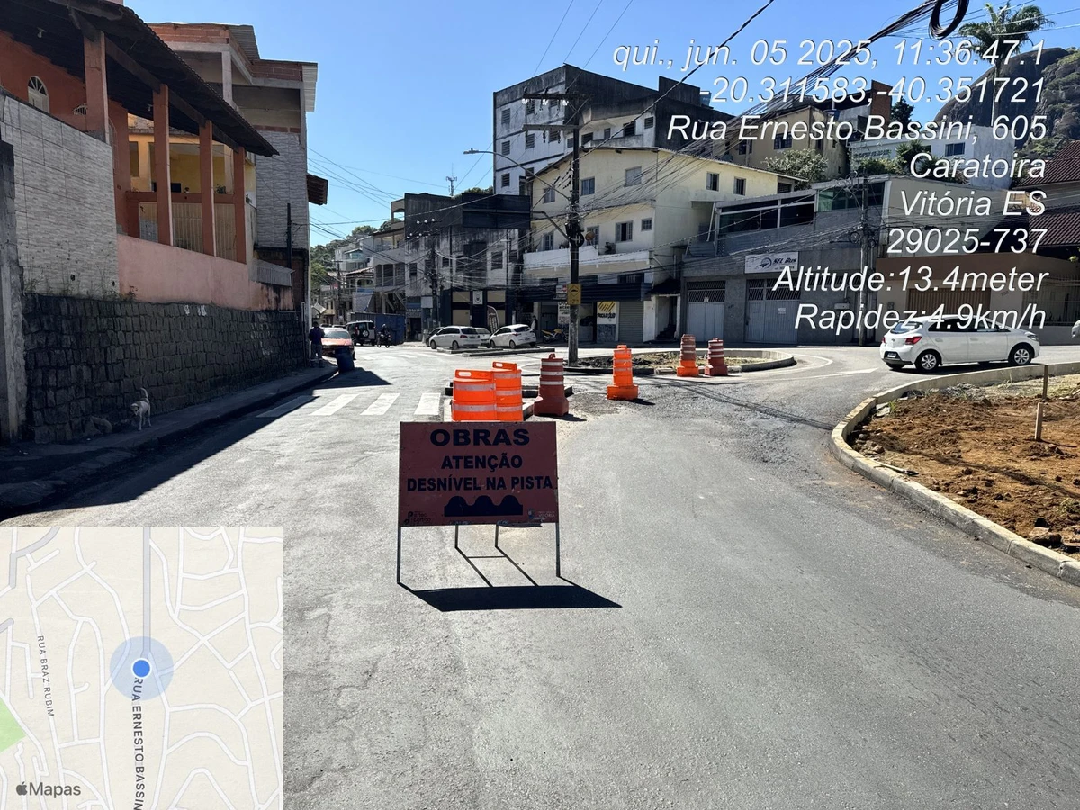 A área está em obras desde a madrugada desta quinta (05)