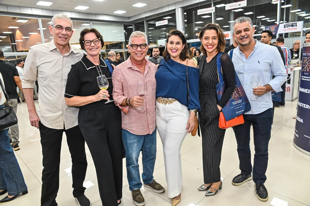 Décio e Eulalia chieppe, André Hees e Renata Rasseli, Mariana Perini e Eduardo Caliman