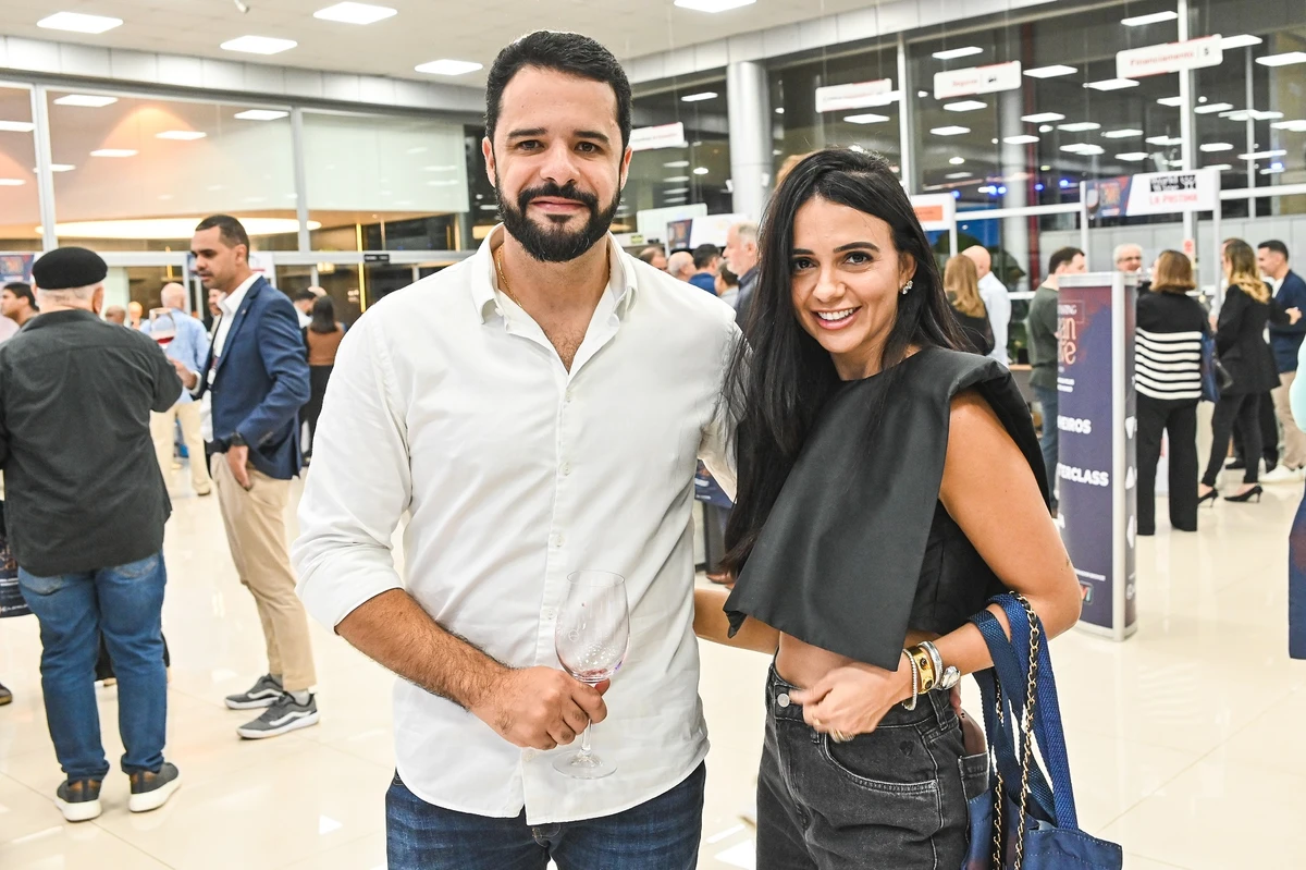 Eduardo Couzzi e Daniela Barreto