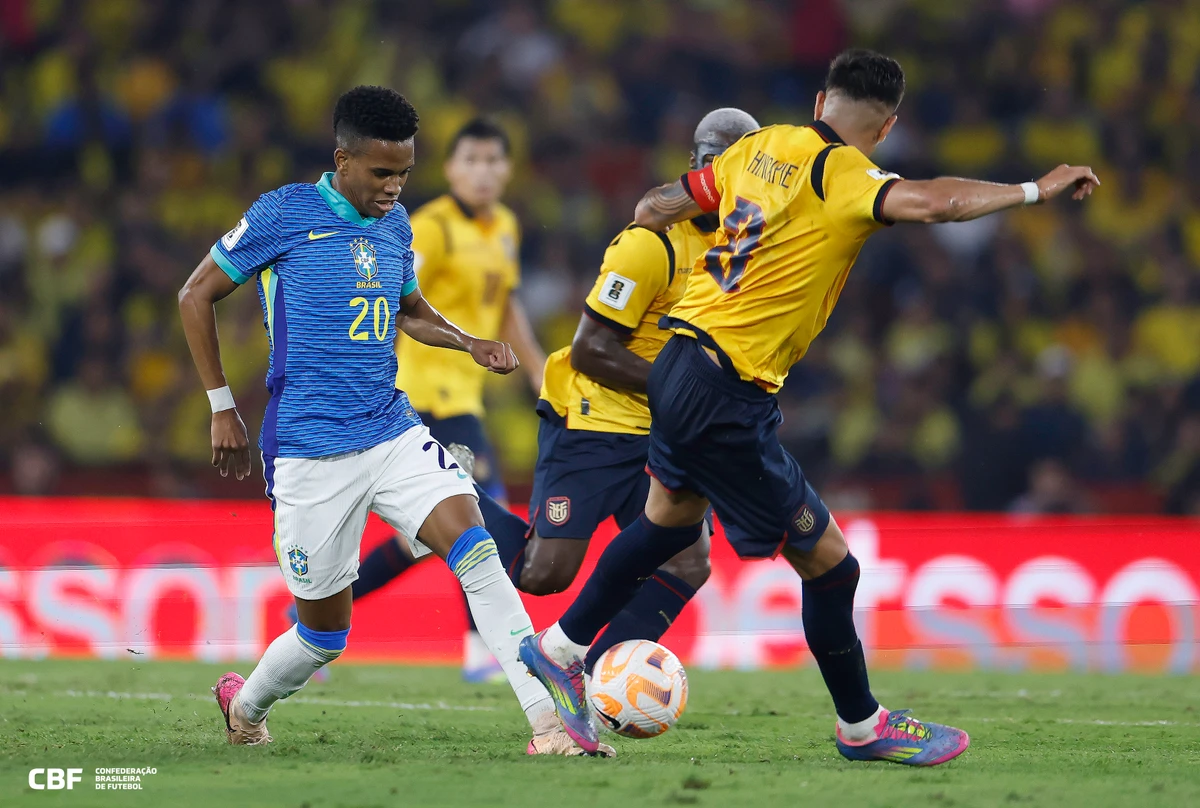 Estevão foi titular na Seleção, mas teve atuação apagada contra o Equador