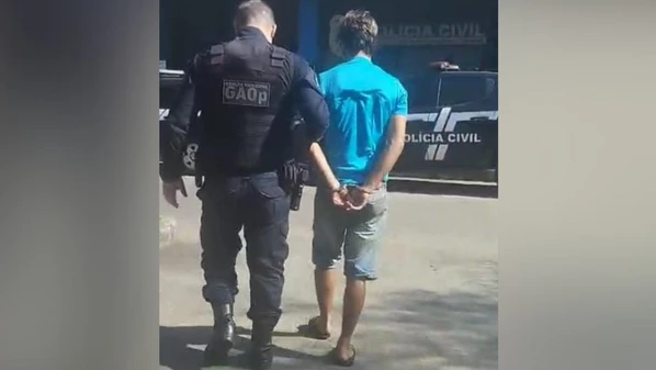 Veículo foi levado do local da colisão, em Parque Jacaraípe, no dia 25 de maio, enquanto vítima estava desacordada; suspeito alegou ter comprado moto por R$ 1,8 mil