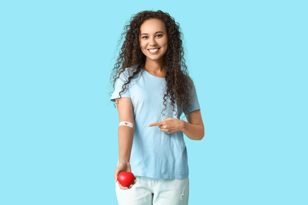A doação de sangue pode ajudar a salvar vidas (Imagem: Pixel-Shot | Shutterstock)