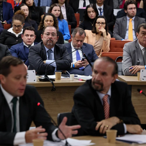 Imagem - Bolsonaro diz que Cid poderia ter dito 'não' a quem o procurasse com ideias de ruptura