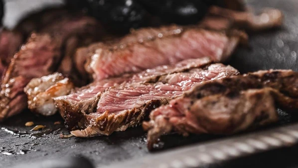 Mais de duas toneladas de carne serão preparadas durante o evento Parrillada do Chefe, que acontece pela primeira vez em Vila Velha