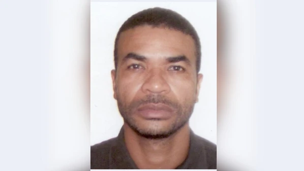 Oziel Rodrigues Rosa, de 47 anos, foi morto na manhã desta segunda-feira (9); caso é investigado pela Divisão Especializada de Homicídios e Proteção à Pessoa (DHPP) de Serra