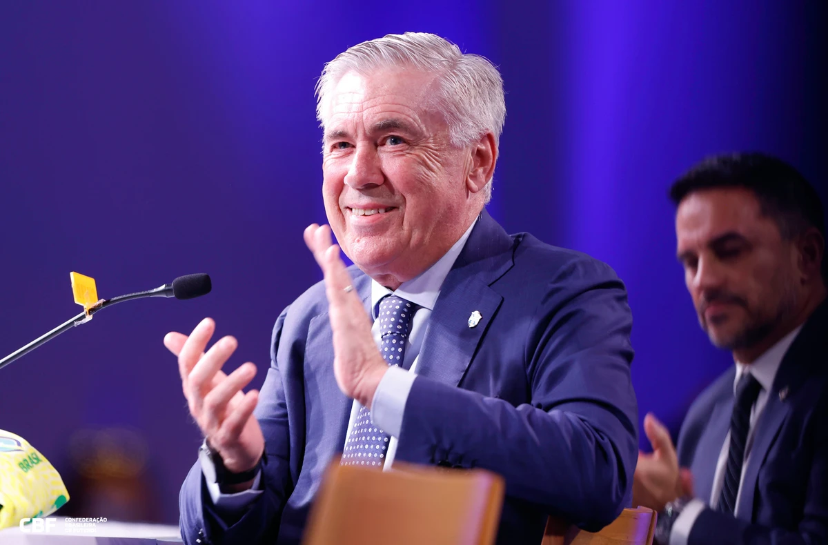 Carlo Ancelotti foi apresentado nesta segunda-feira (26) como o novo técnico da Seleção Brasileira