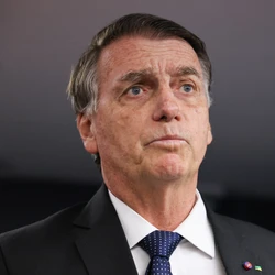 Ministro do STF declina após sugestão de ex-presidente, que foi interrogado nesta terça (10) no Supremo