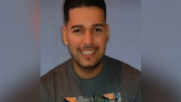 Clovis Brás Júnior, de 31 anos, foi assassinado quando estava chegando à Viação Santa Zita, em Cariacica, para trabalhar, na noite de segunda-feira (9)