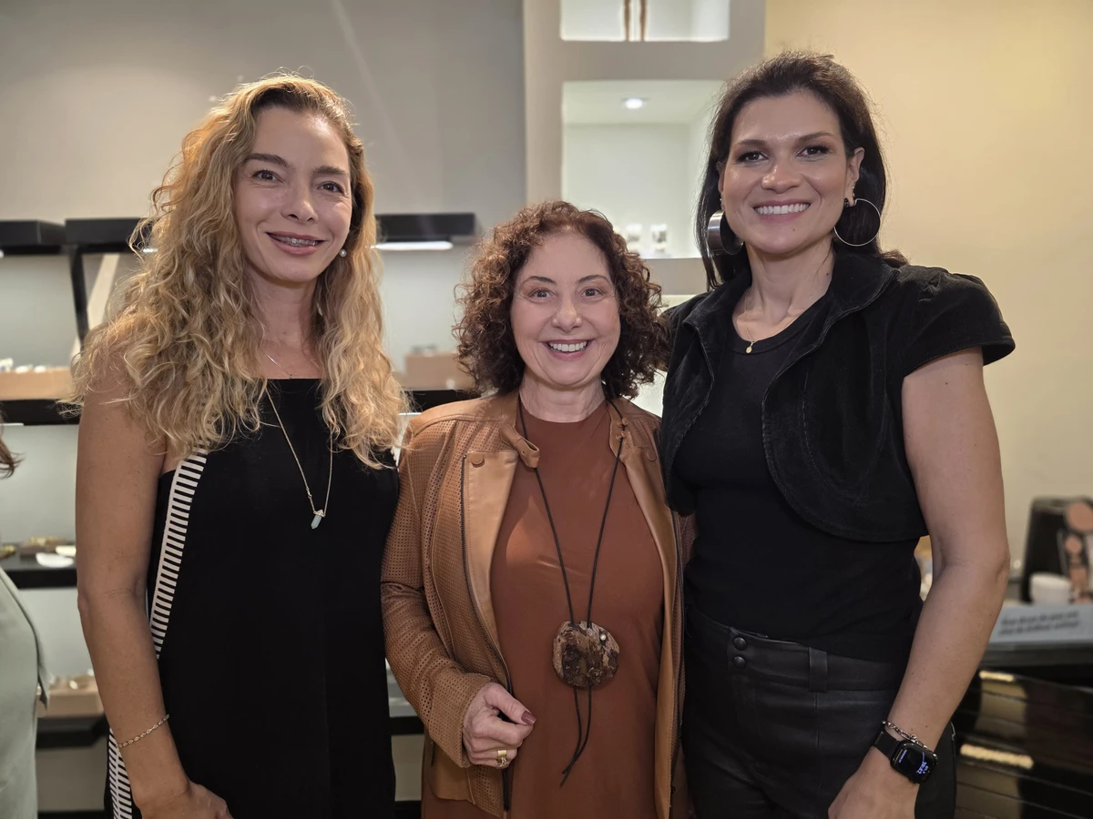 Ana Mayka do Santos Gaudio, Anginha Buaiz, Juliana  Pimentel