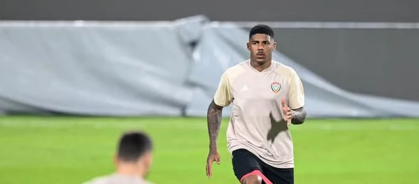 Meio-irmão de Richarlison é convocado para seleção dos Emirados Árabe e quer ir à Copa