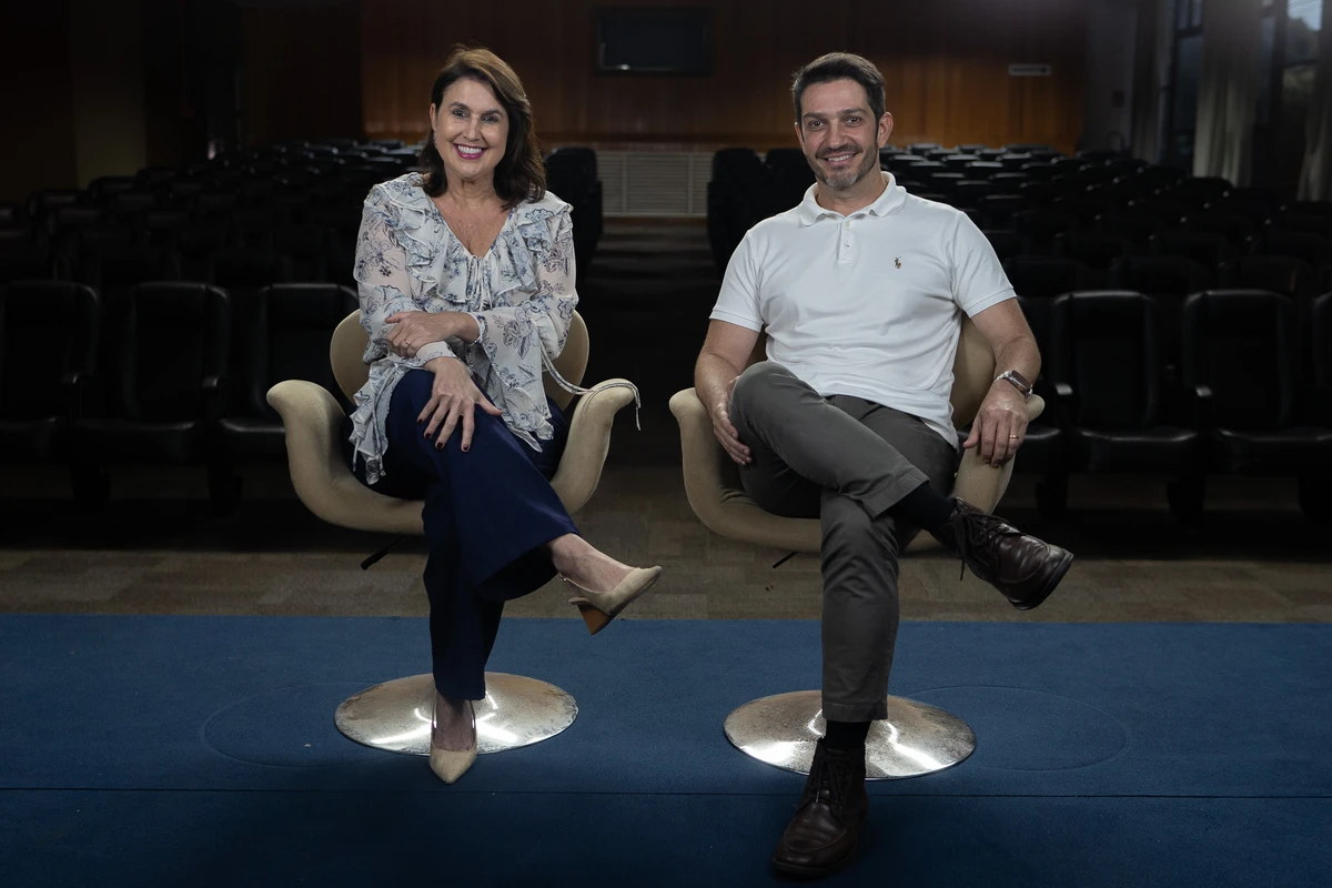 Renata Rasseli e Marcelo Braga para o RR Entrevista