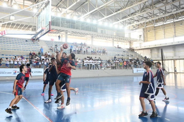 Tancredão recebe basquete do Saldanha, enquanto ginásio do clube está fechado