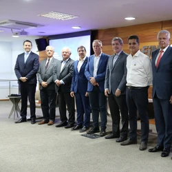 Uma das principais pautas em discussão no Espírito Santo é a construção da Estrada de Ferro 118, que vai possibilitar melhor escoamento da produção do Centro-Oeste por portos capixabas