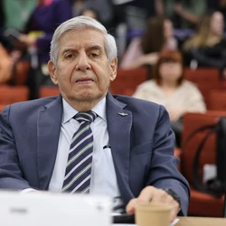 Mesmo exercendo direito parcial de silêncio, o ex-ministro do governo Bolsonaro deu a entender que só não adotou medidas ilegais por falta de "clima"