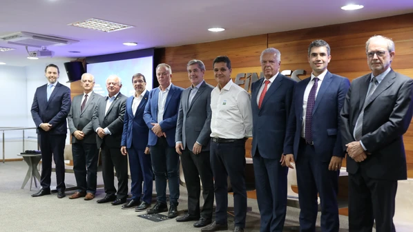 Uma das principais pautas em discussão no Espírito Santo é a construção da Estrada de Ferro 118, que vai possibilitar melhor escoamento da produção do Centro-Oeste por portos capixabas