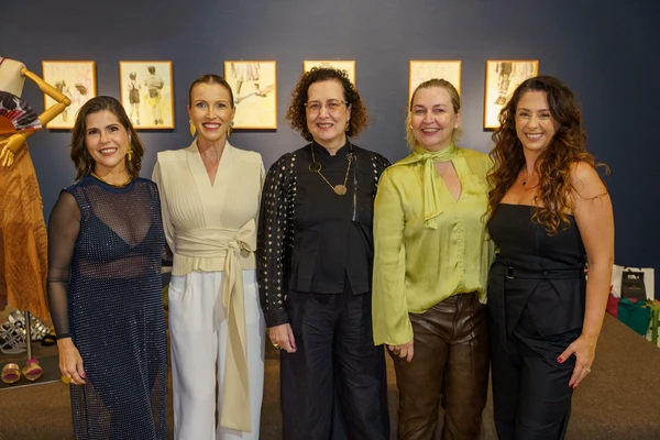Elian Ramile, Alda Libardi, Sandra Matias, Vanessa Braun e Marianne Assbu