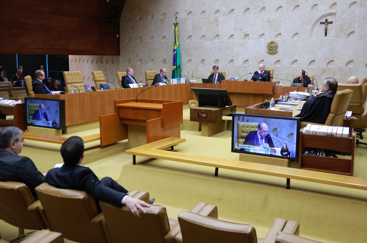 Sessão plenária do Supremo Tribunal Federal (STF)