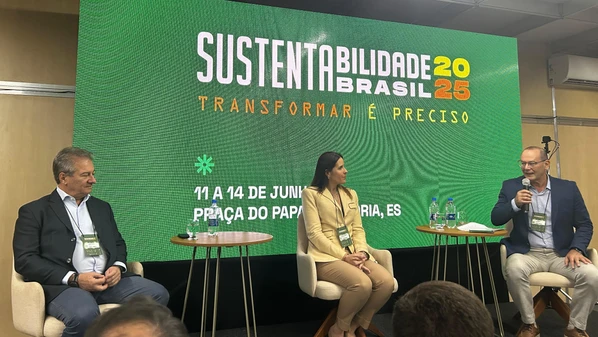 Debates do segundo dia de convenção, em Vitória, exploraram os desafios da COP 30 e da tecnologia marítima na potencialização da agricultura do Estado