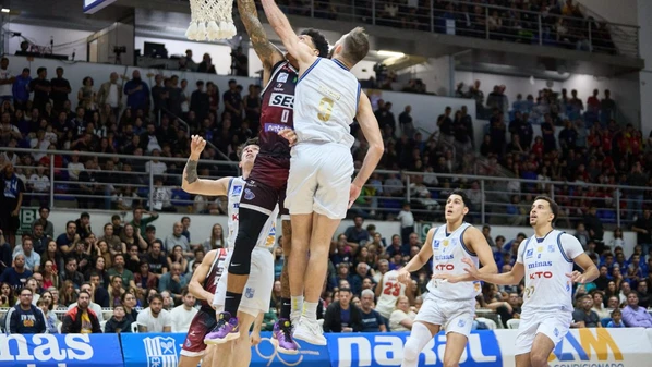 Ala-armador comandou triunfo sobre Minas em BH na final e ficou a um ponto de igualar melhor marca da carreira no NBB