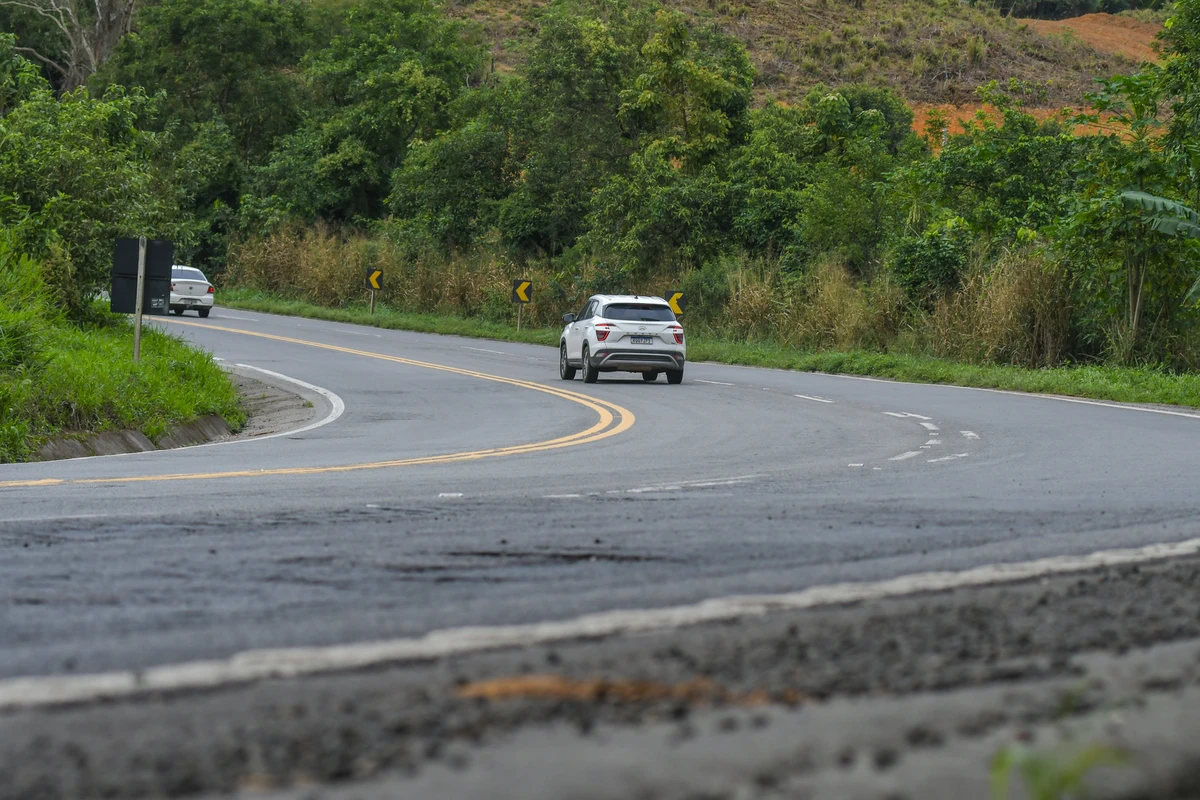 Rodovia BR 262 em Viana
